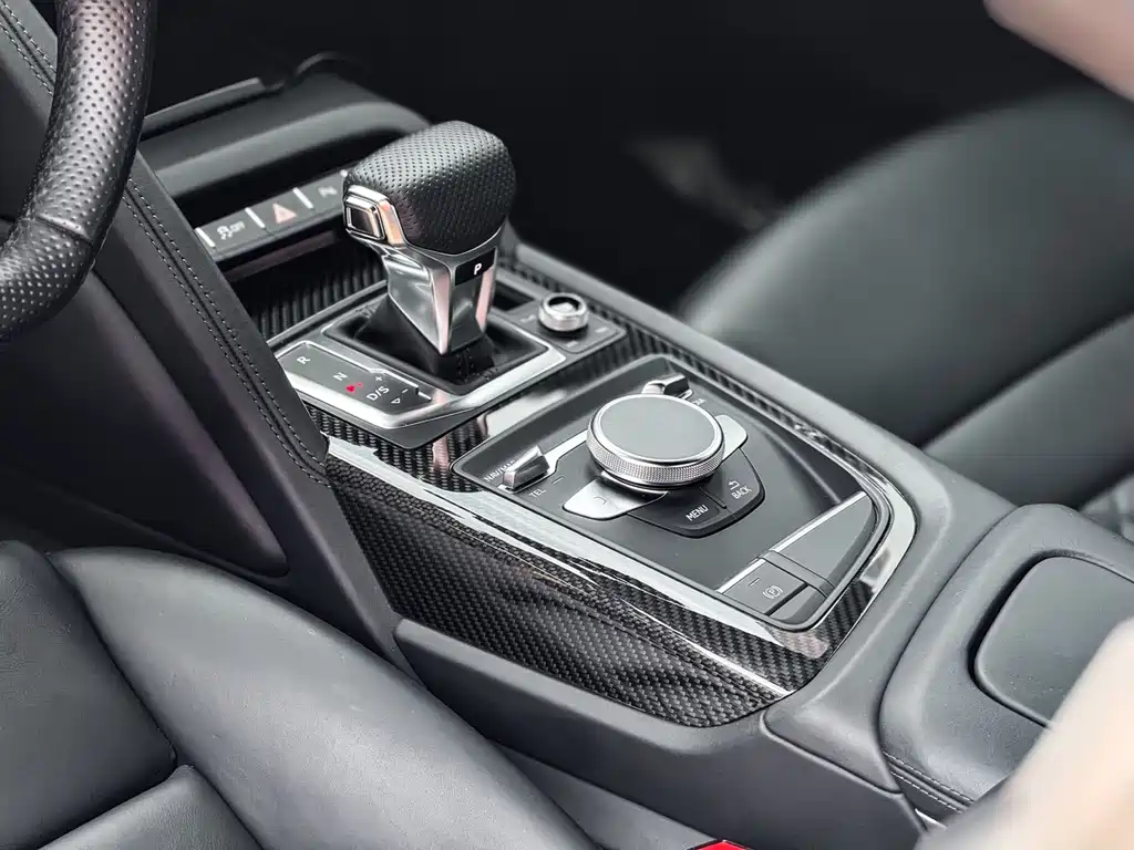 Audi R8 — миниатюра 6