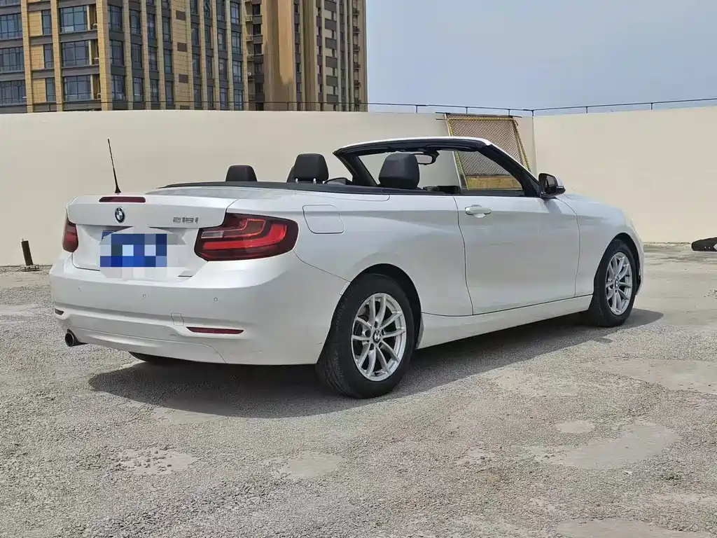 BMW  2 SERIES