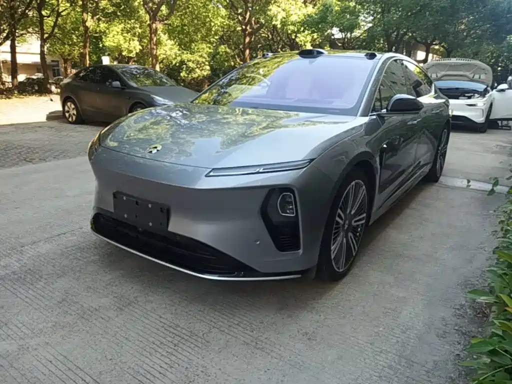 NIO ET9