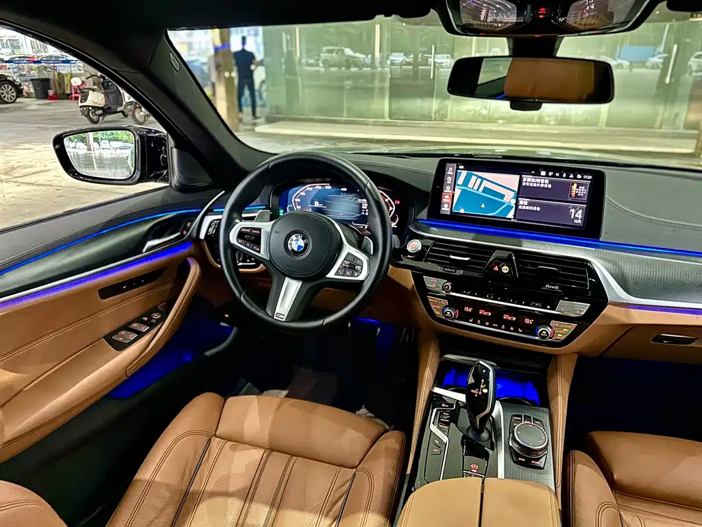 BMW 5 Series (Import) — миниатюра 8