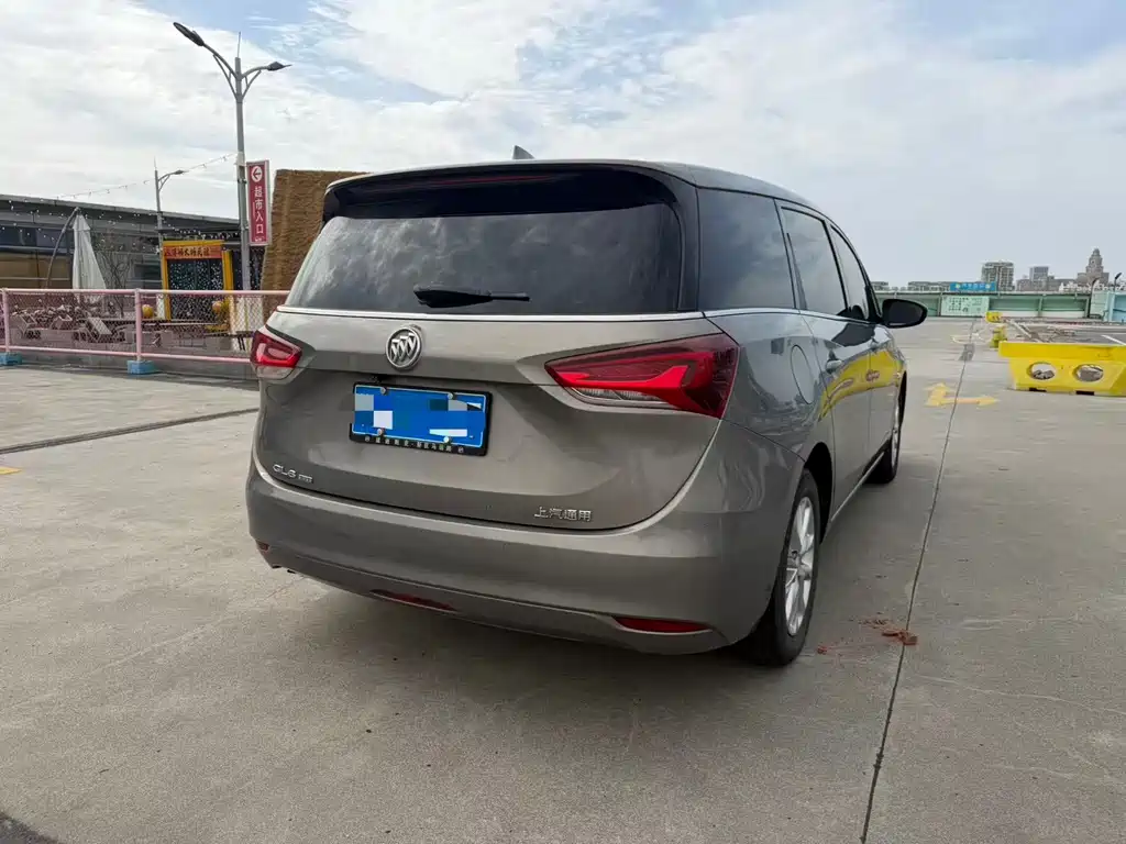 Buick GL6 2018 18T 6 мест Luxury