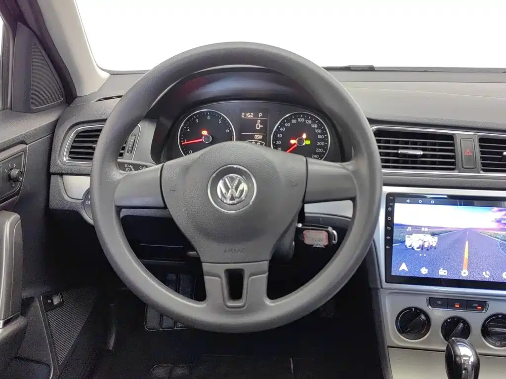 Volkswagen Lavida — миниатюра 11