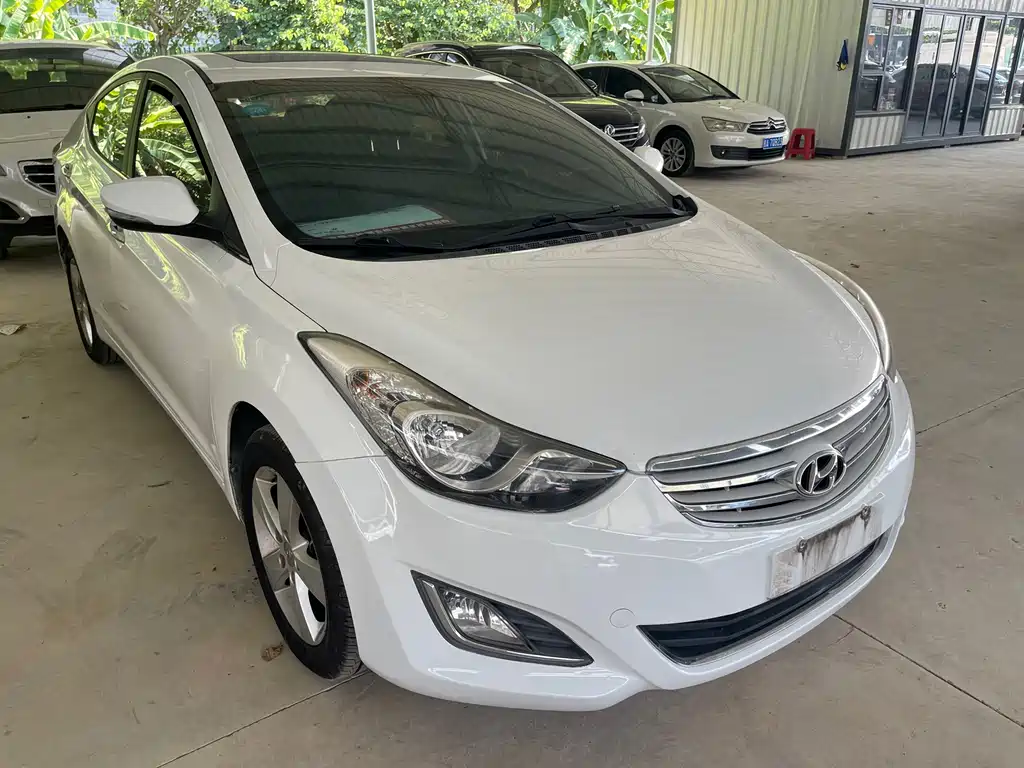 Hyundai Elantra Langdong — миниатюра 3