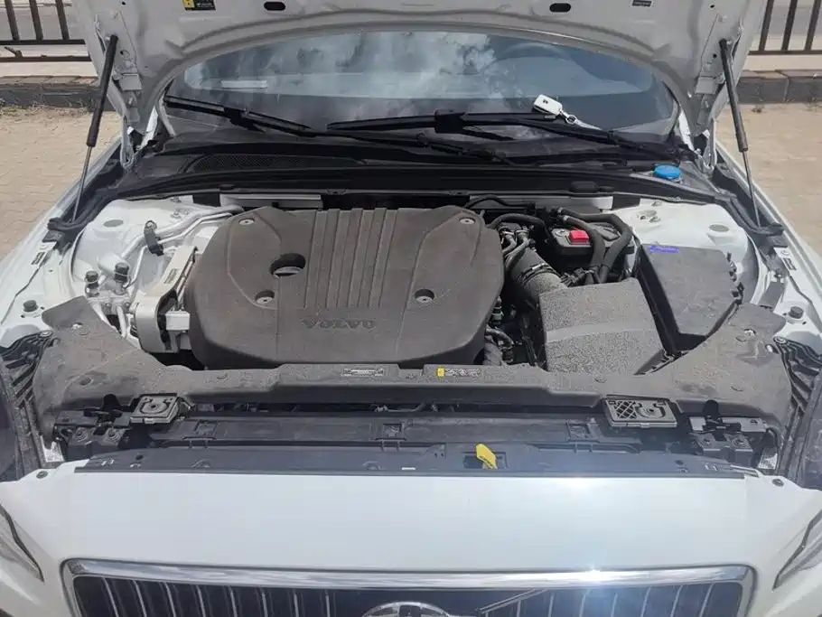 Volvo S60 — миниатюра 10
