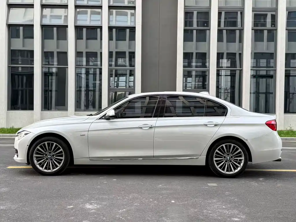 BMW 3 Series 3 2018 330Li xDrive Luxury