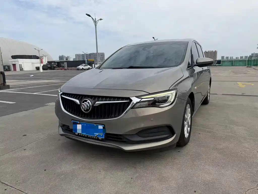 Buick GL6 2018
