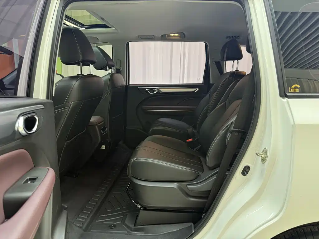 GAC Motor Trumpchi M6 — миниатюра 8