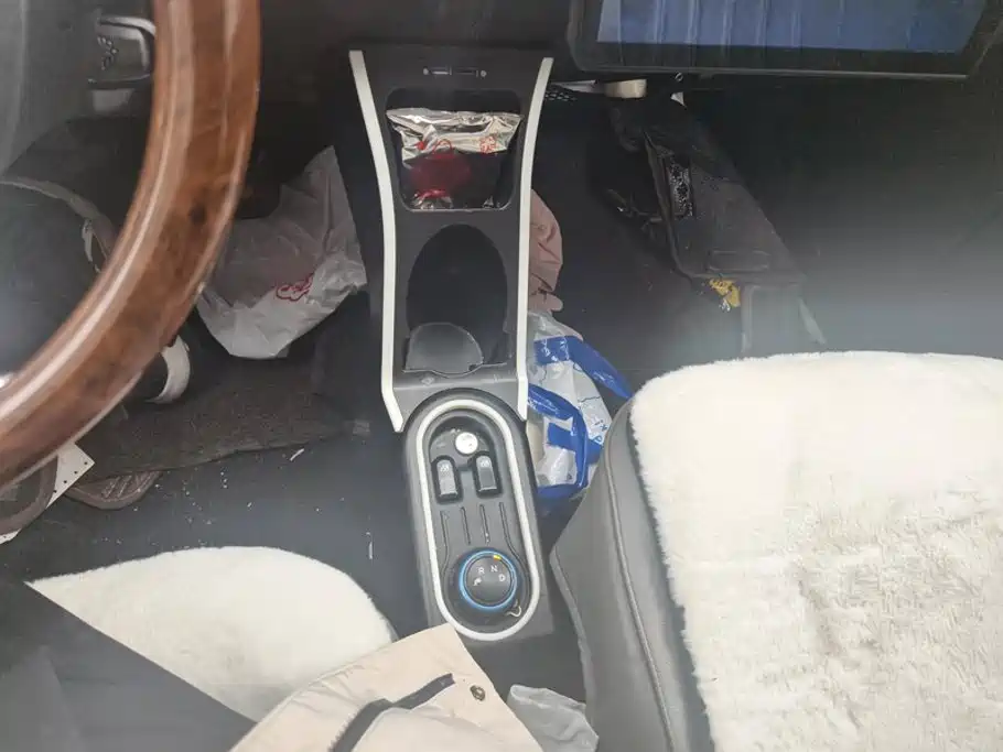 Wuling MINIEV — миниатюра 16