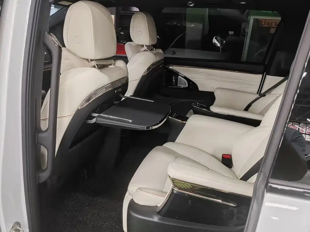 GAC Motor Trumpchi M8 — миниатюра 5