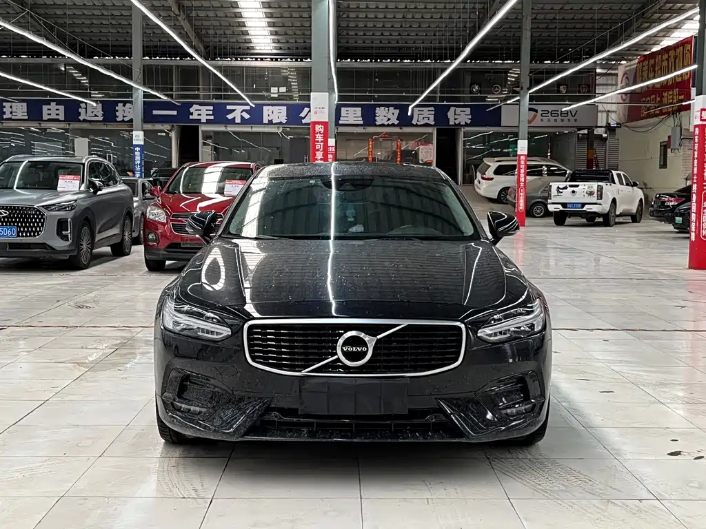 Volvo S90 — миниатюра 2