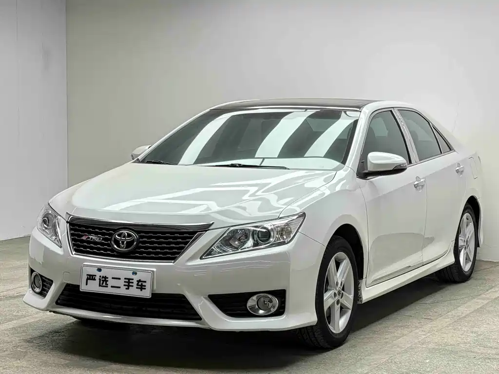 Toyota Camry 2014