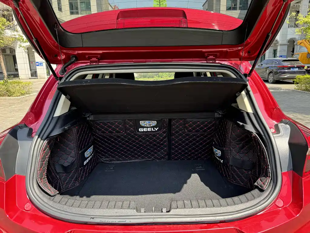 Geely Emgrand GS — миниатюра 8