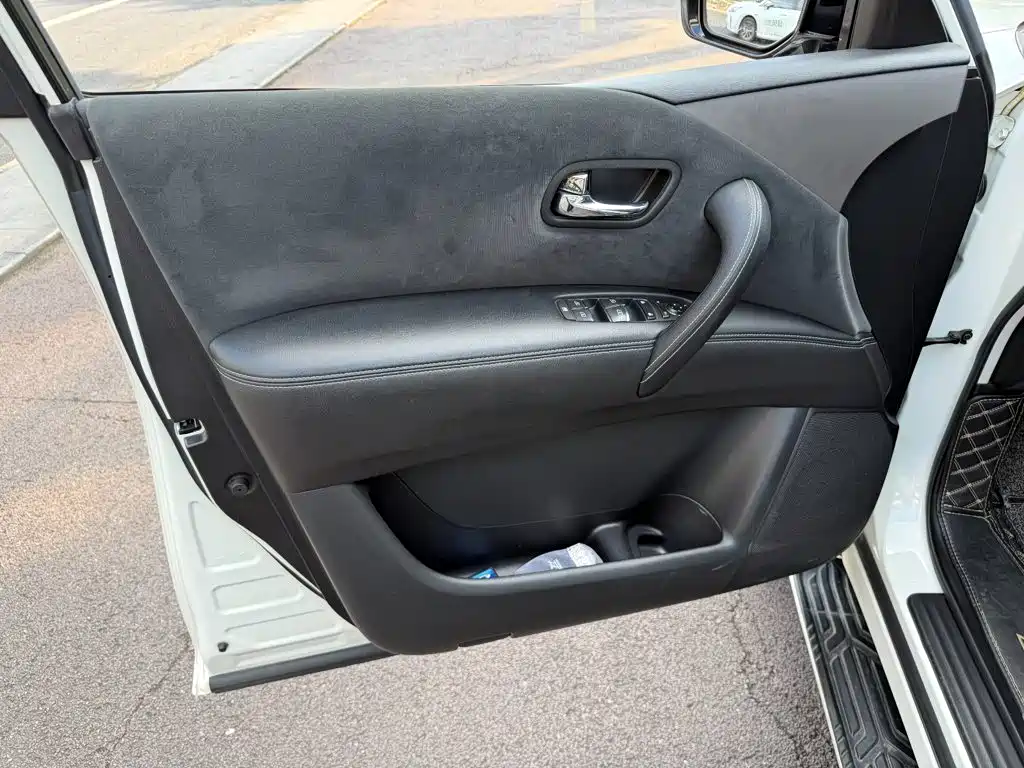 Nissan Patrol 2018 4.0L