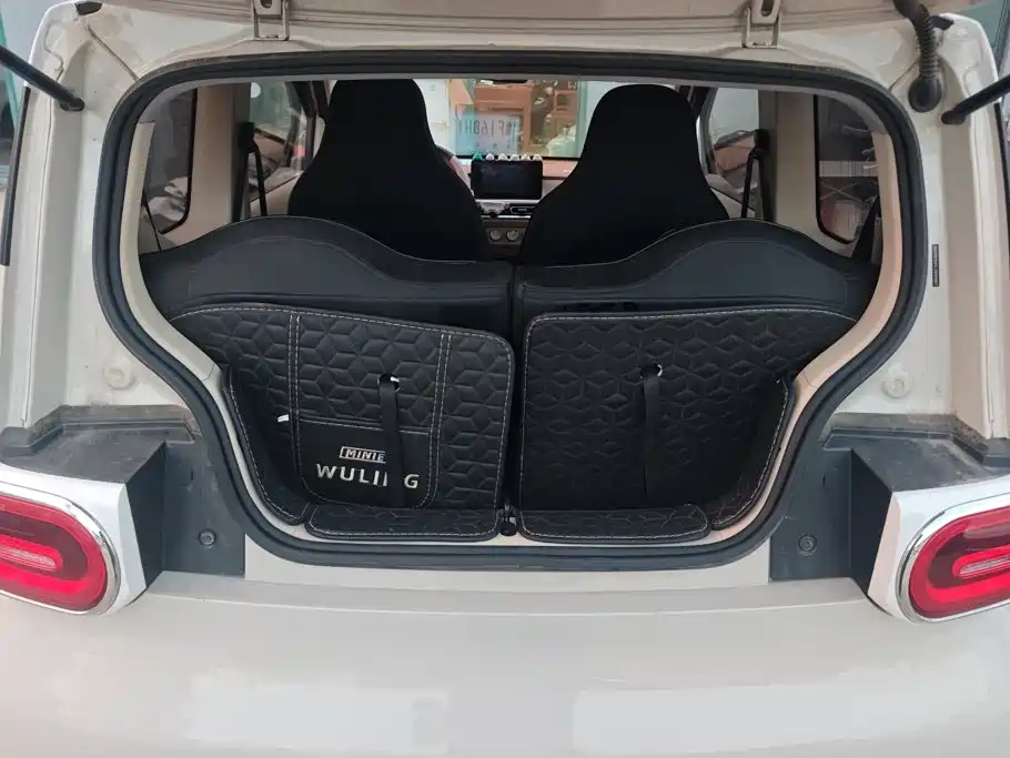 Wuling MINIEV — миниатюра 4