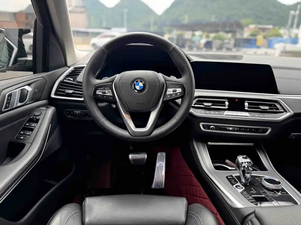 BMW X5 (Import) — миниатюра 17