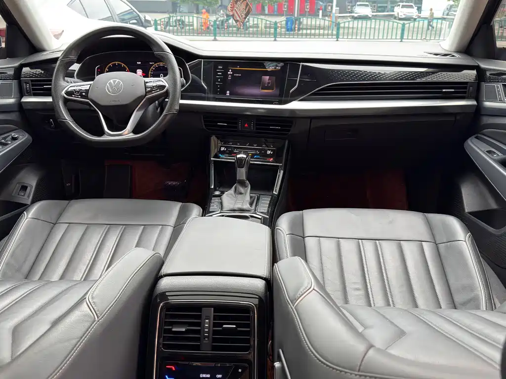 Volkswagen Passat 2023 330TSI Elite
