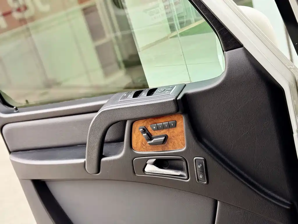 Mercedes-Benz G-Class — миниатюра 15