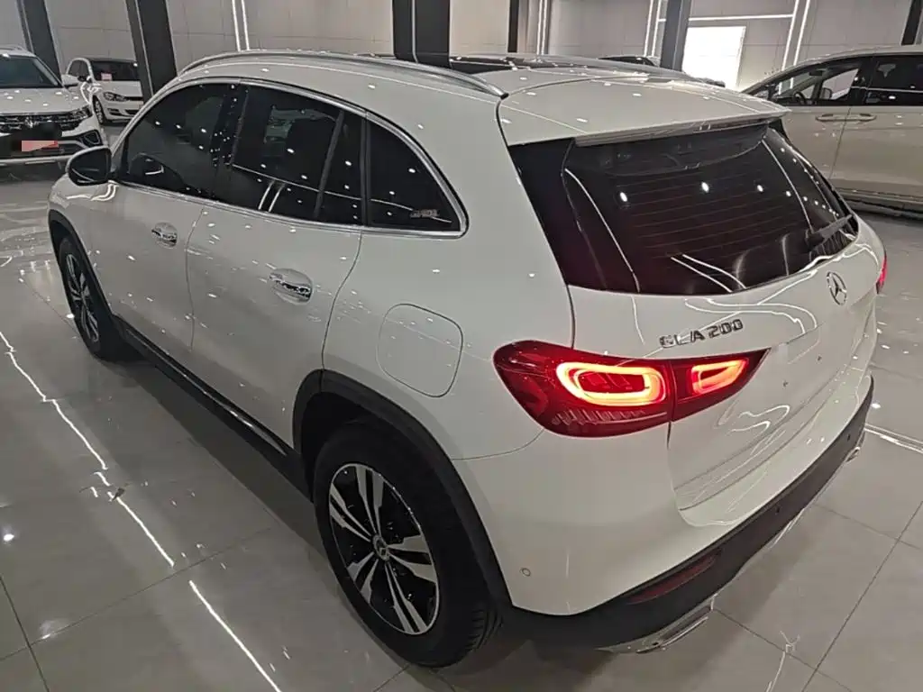 Mercedes-Benz GLA — миниатюра 5