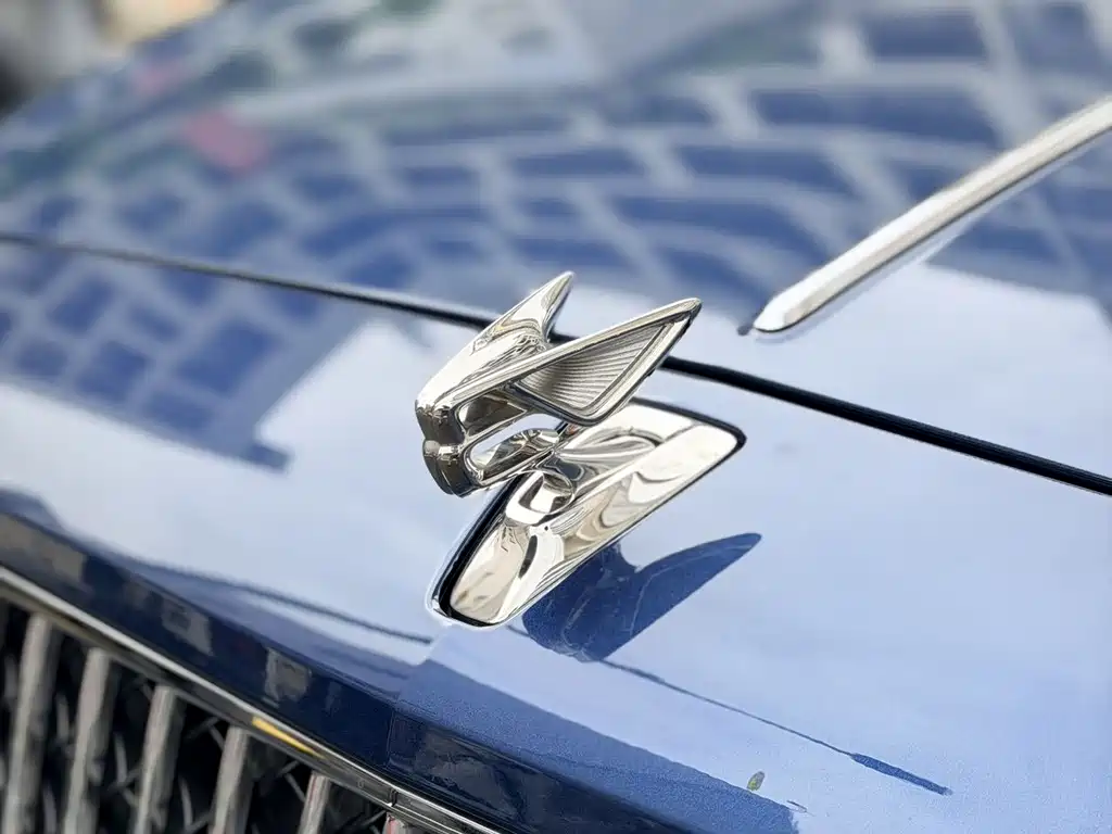 Bentley Flying Spur — миниатюра 5