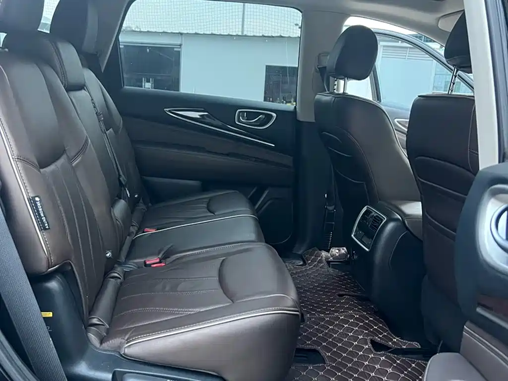 Infiniti QX60 (Import) — миниатюра 4