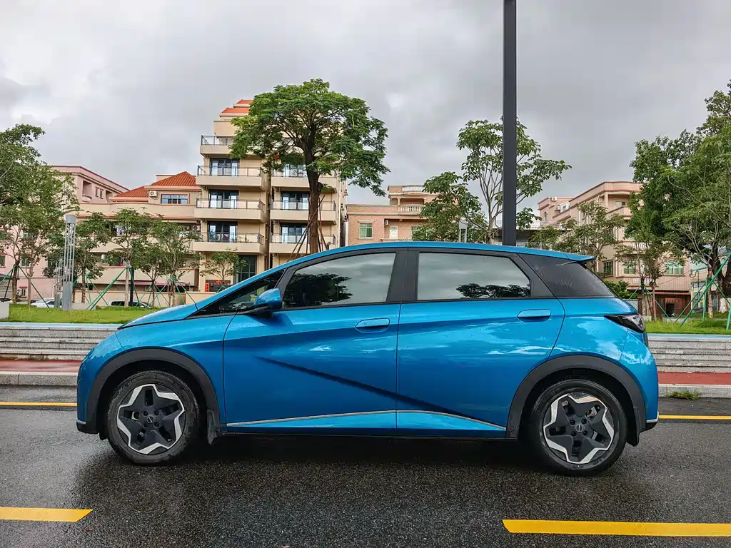 BYD Dolphin — миниатюра 7