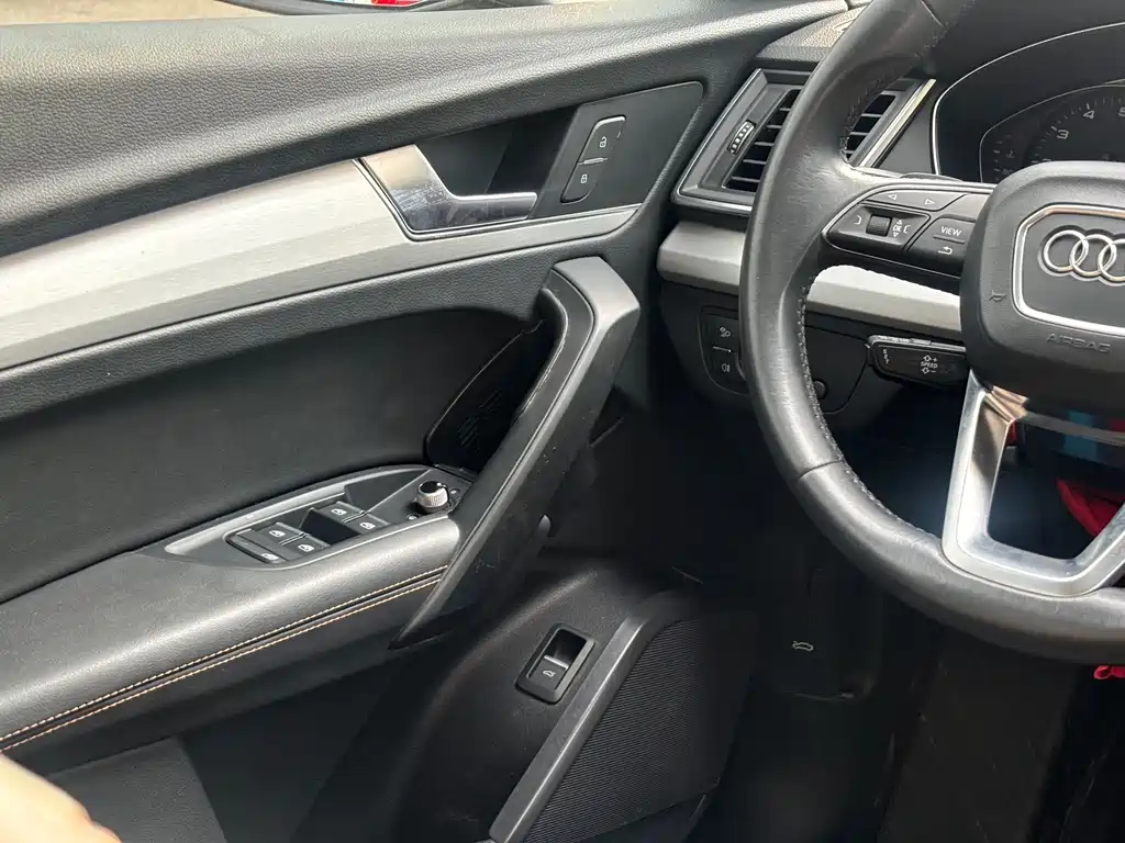 Audi Q5L — миниатюра 16