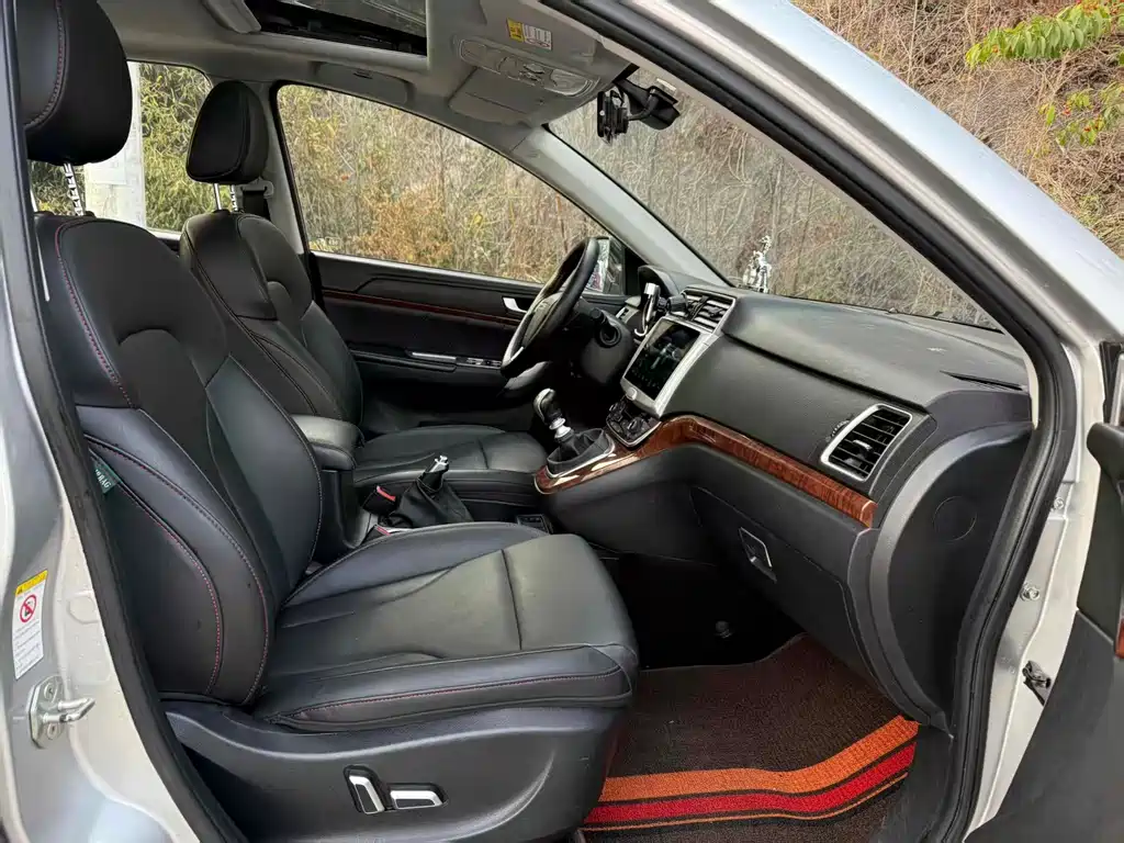 Haval H6 2015 Sport 1.5T MT Elite