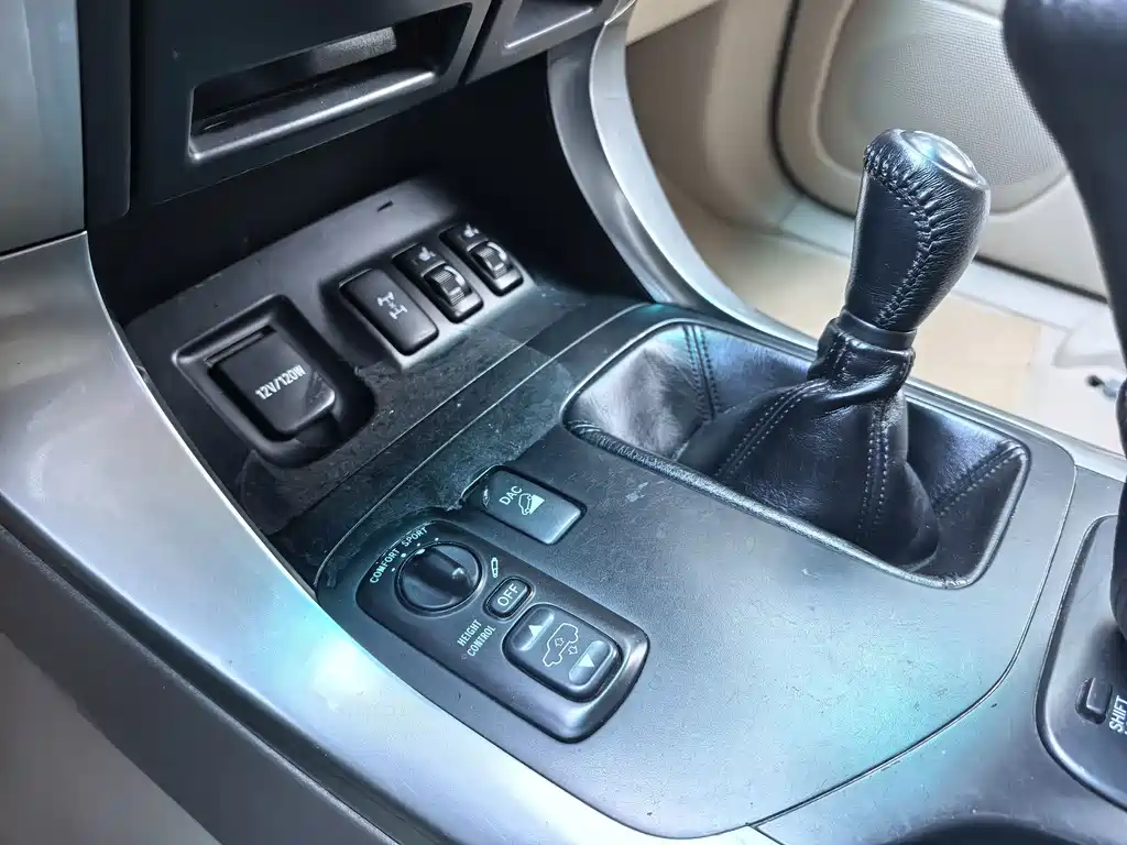Toyota Prado — миниатюра 22