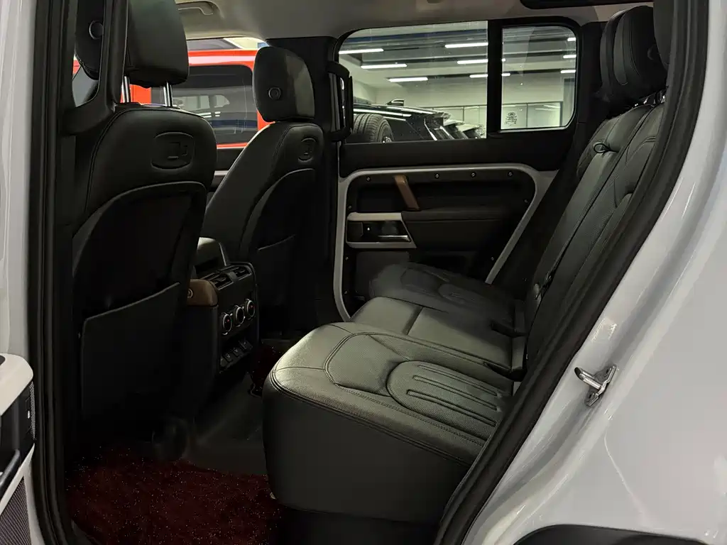 Land Rover 路虎卫士新能源 — миниатюра 17