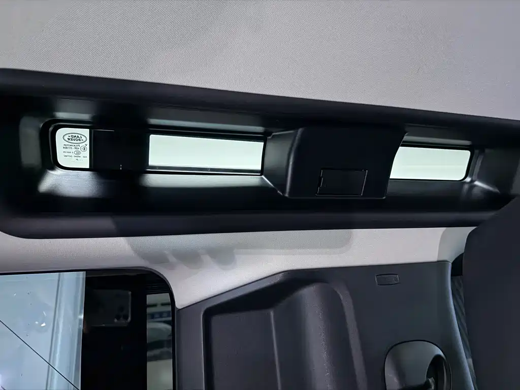 Land Rover 路虎卫士新能源 — миниатюра 22