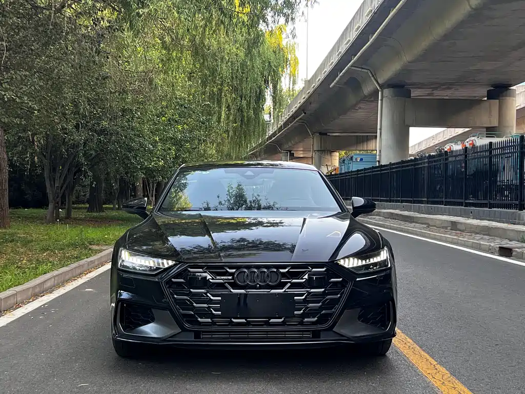Audi A7L 2024 45 TFSI quattro