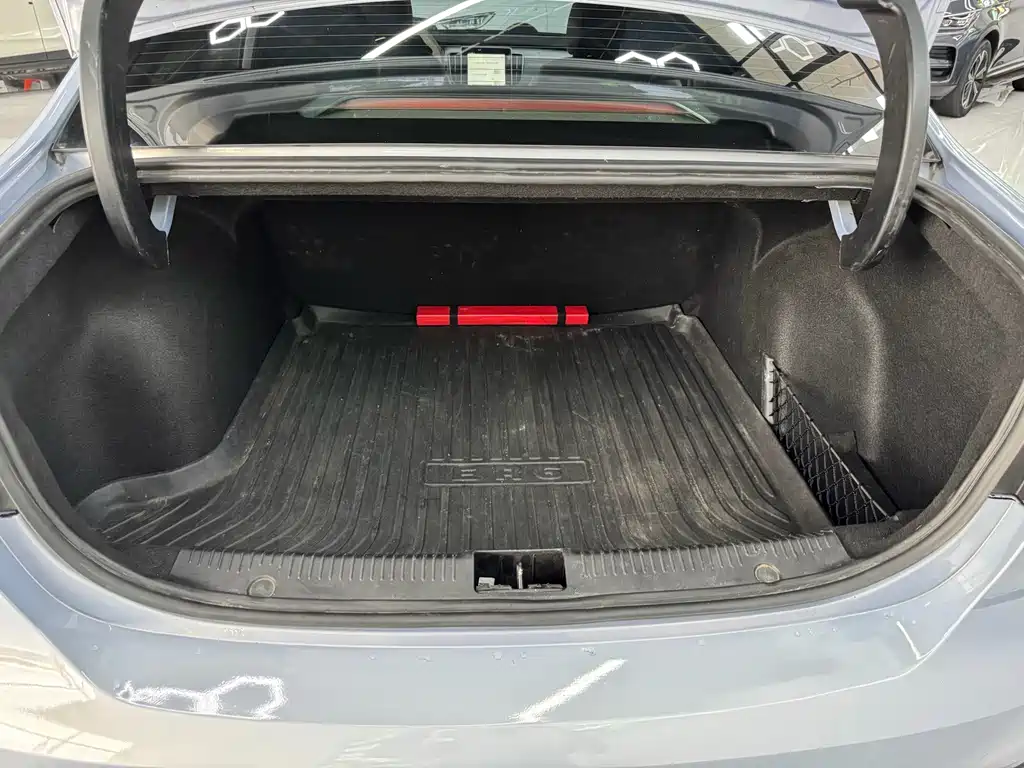 Roewe Feifan ER6 — миниатюра 8