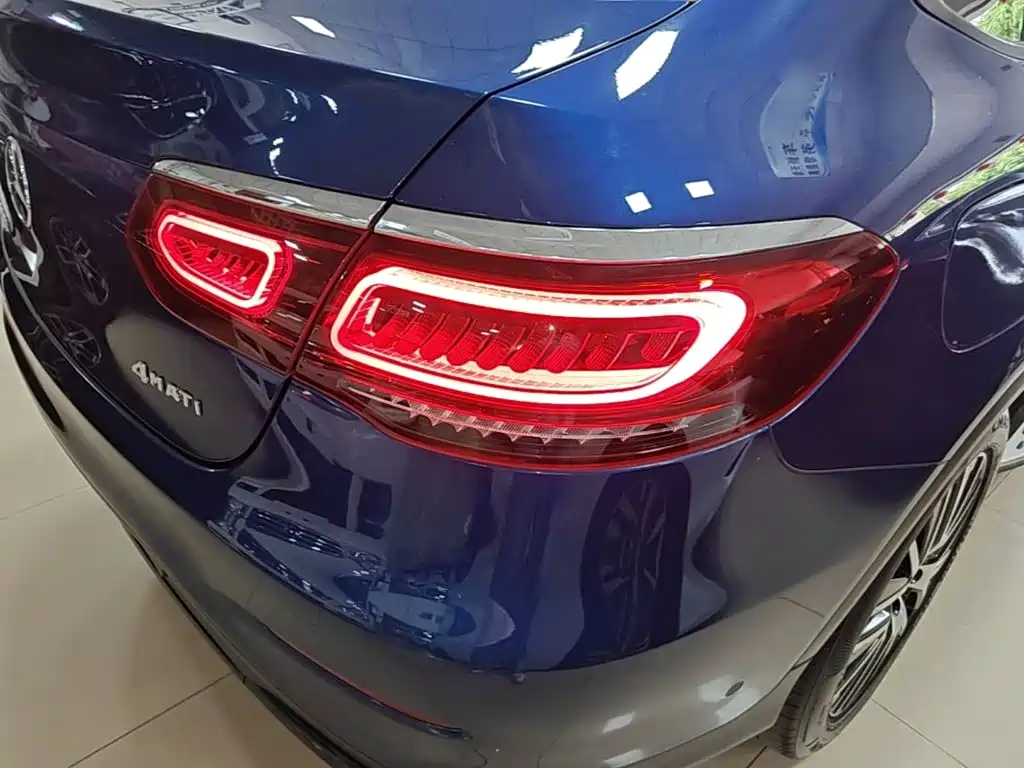 Mercedes-Benz GLC 2020 GLC 300 4MATIC SUV