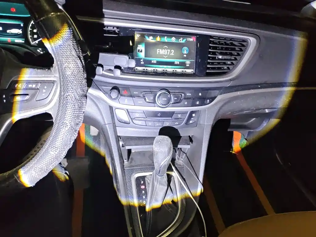 Buick Excelle — миниатюра 9