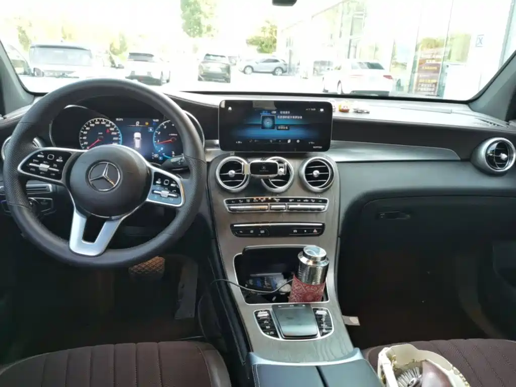 Mercedes-Benz GLC — миниатюра 10