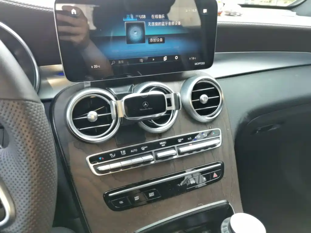 Mercedes-Benz GLC — миниатюра 13