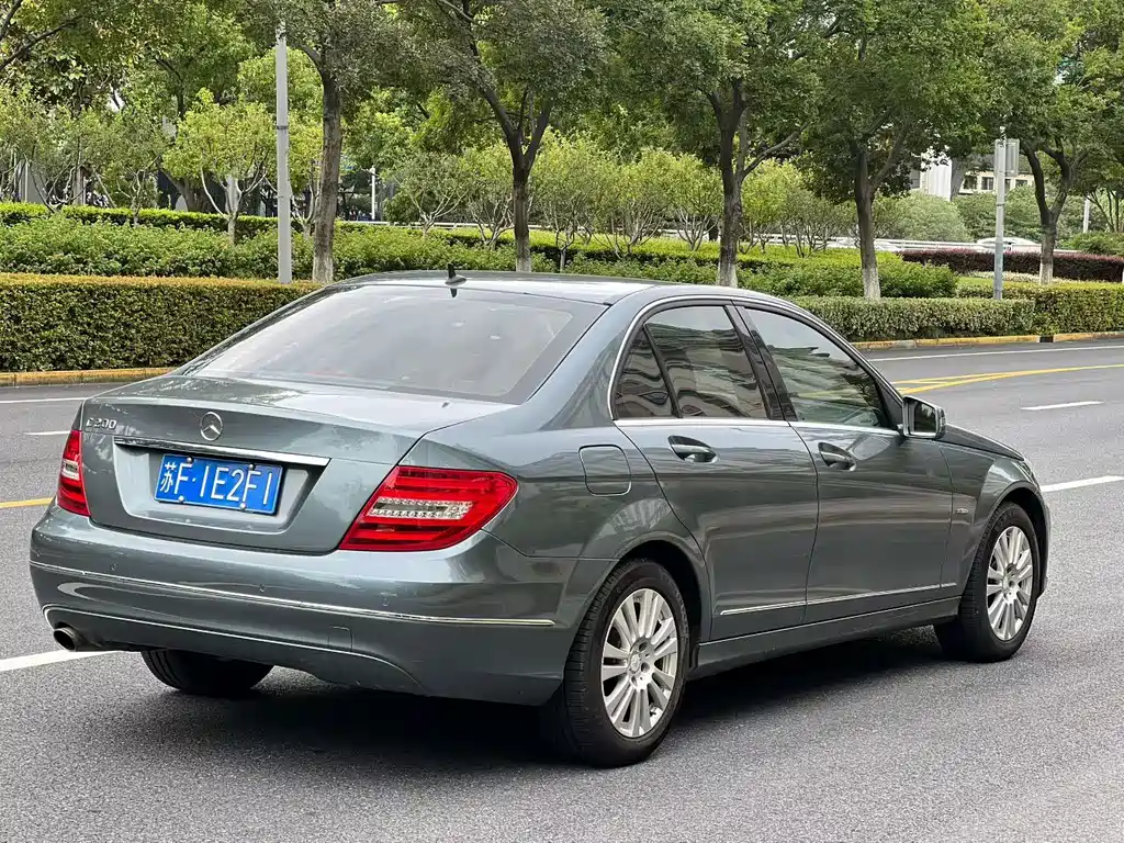 Mercedes-Benz C-Class — миниатюра 5