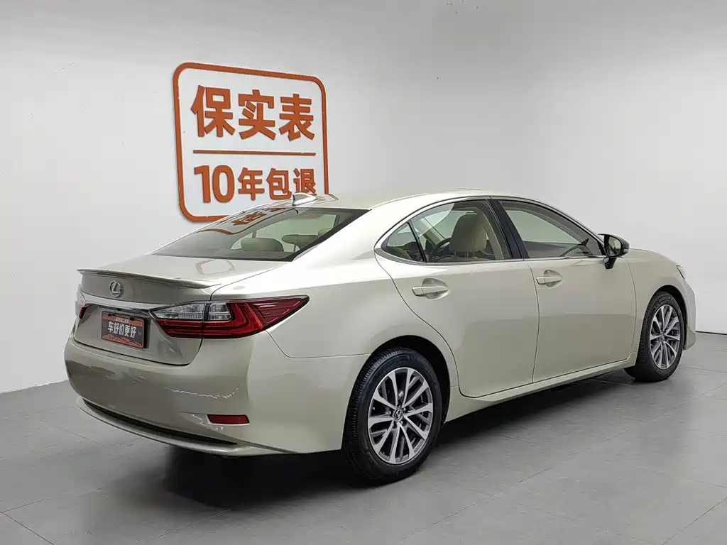 Lexus ES — миниатюра 2