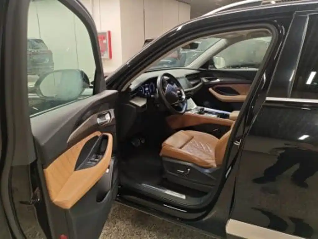Audi Q6 — миниатюра 9