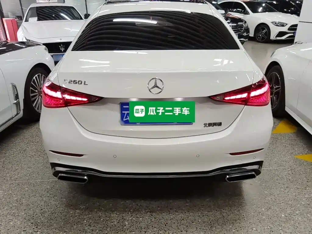 Mercedes-Benz C-Class — миниатюра 6
