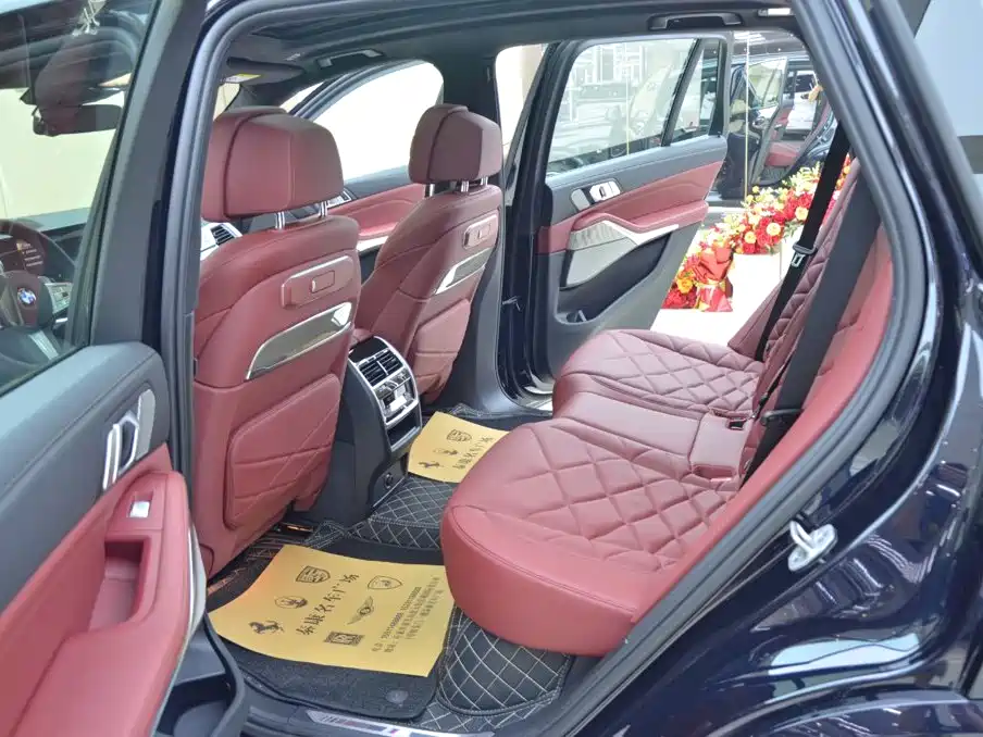BMW X5 2026 xDrive 40Li M Sport
