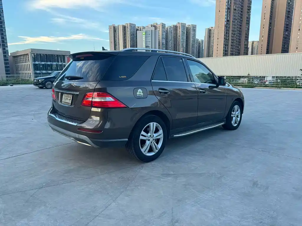 Mercedes-Benz M-Class — миниатюра 4