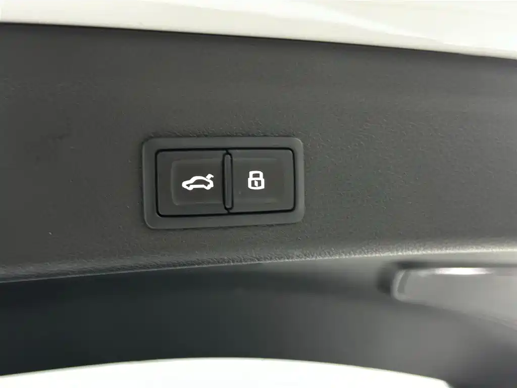 Audi Q3 — миниатюра 12