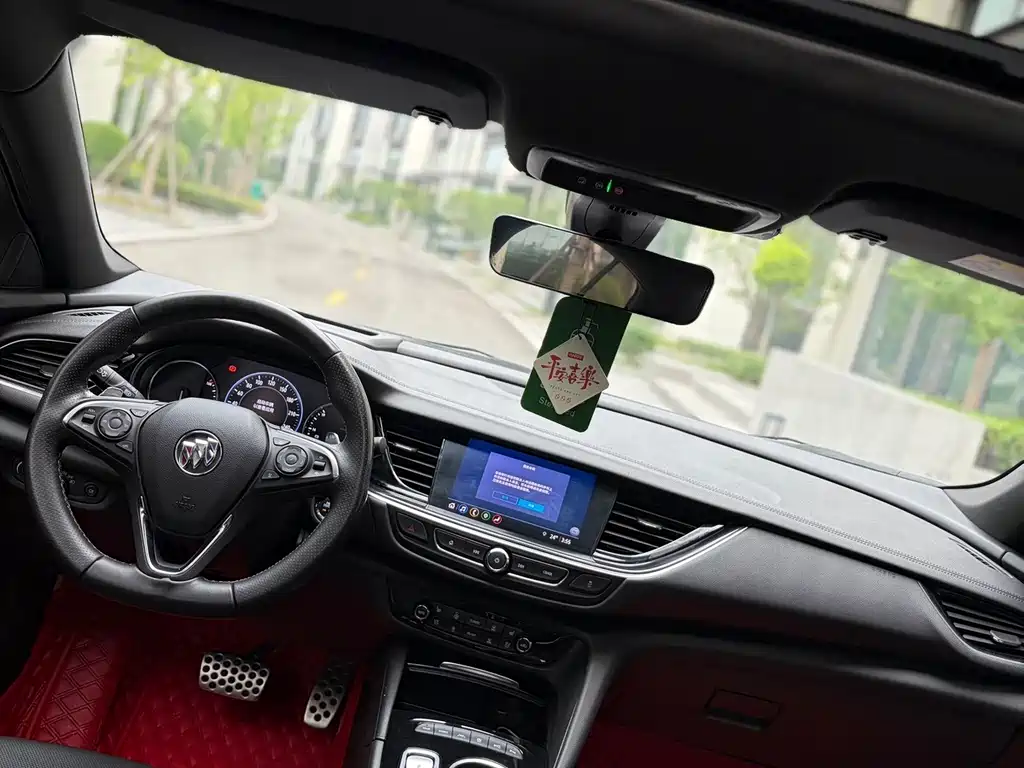 Buick Regal — миниатюра 7