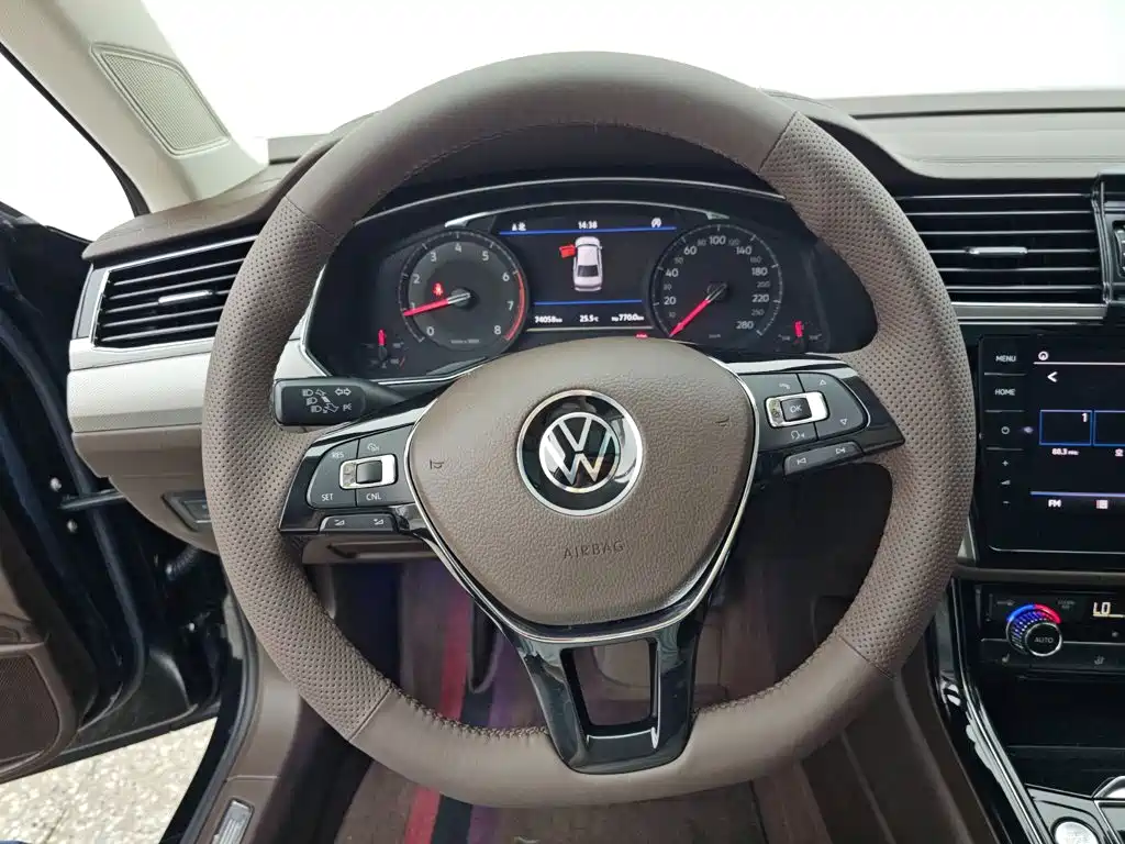 Volkswagen Phideon 2021 380TSI Luxury