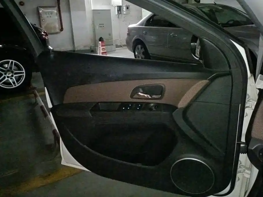 Chevrolet Cruze 2013 1.6L AT Luxury