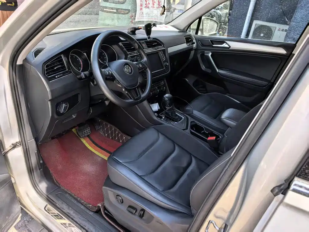 Volkswagen Tiguan L — миниатюра 5