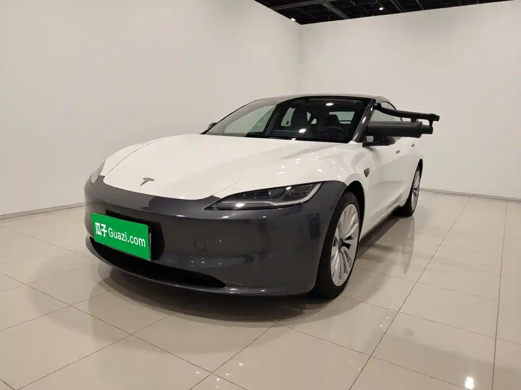 Tesla Model 3 — миниатюра 2