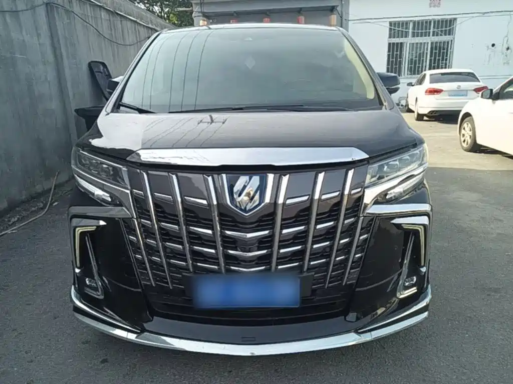 Toyota Vellfire 2023 2.5L HV Luxury