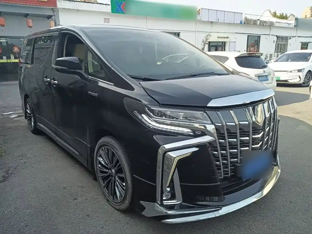 Toyota Vellfire 2023 2.5L HV Luxury